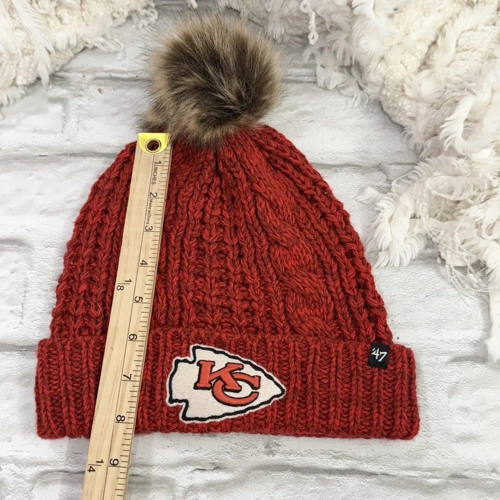 47' NFL Kansas City Chiefs Women's Cable Knit Beanie Hat Cap Football w/ Pom Pom